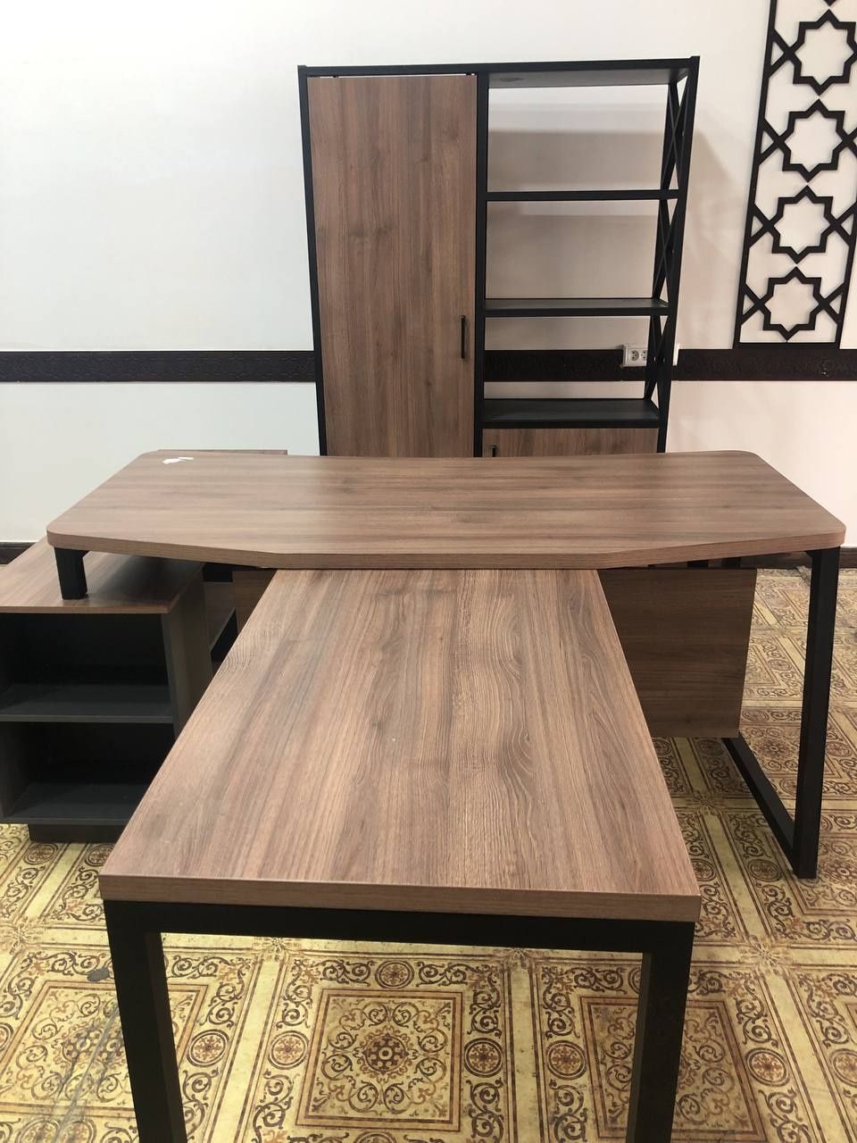 Loft uslubidagi mebellar
