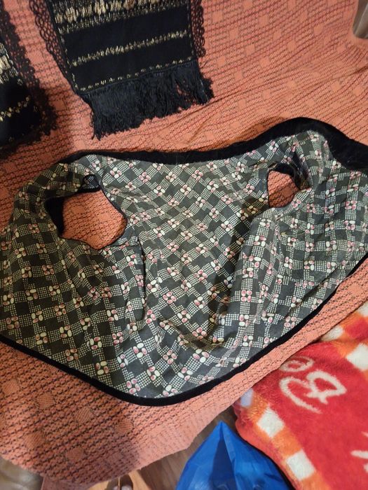 Haine tradiționale momârlanesti