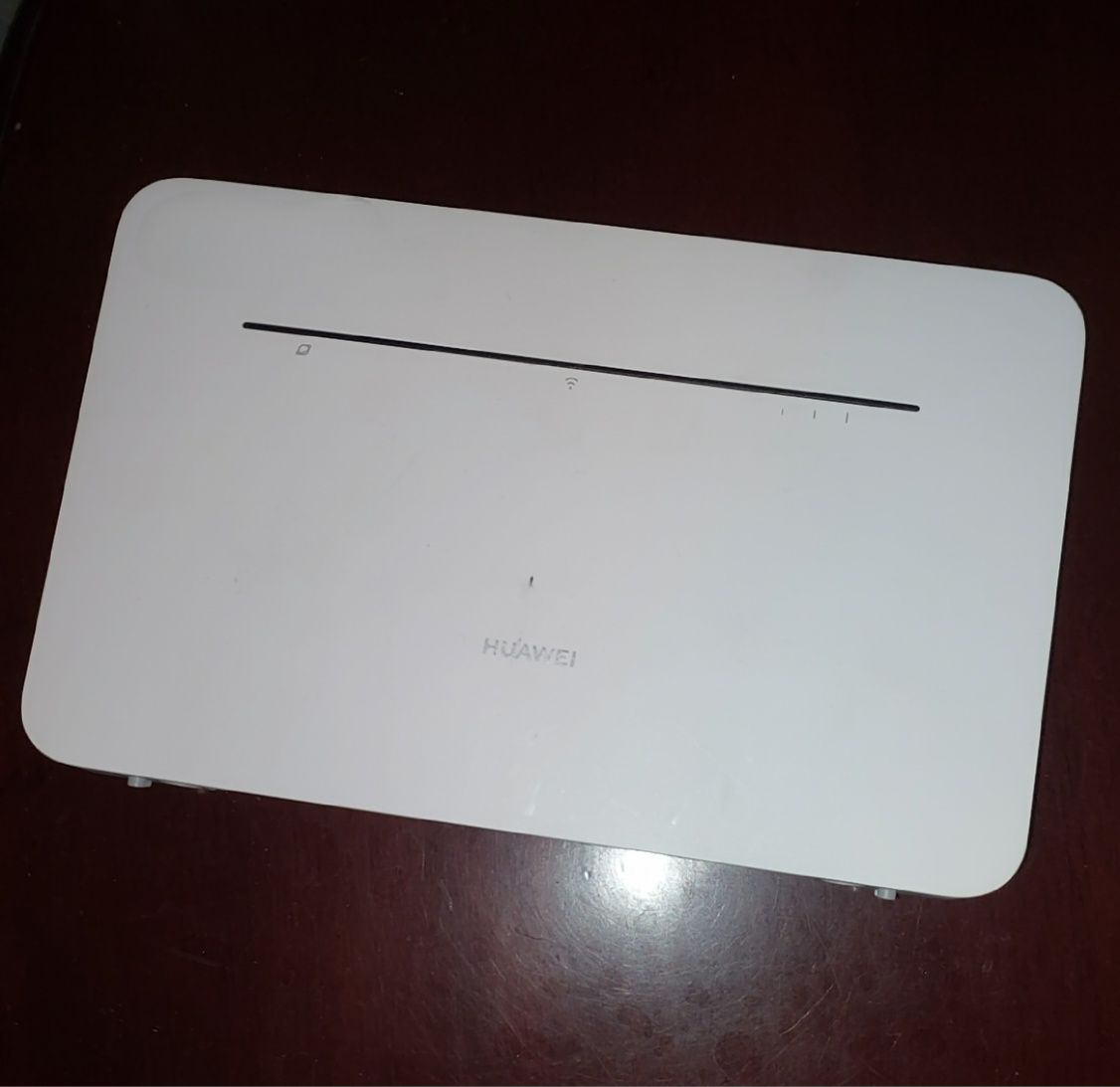 Modem, wifi, router. Huawei b535