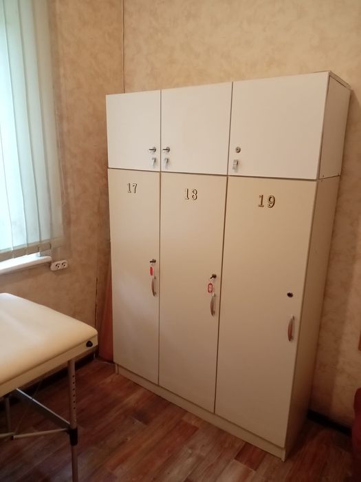 Продаются шкафчики для раздевалки
