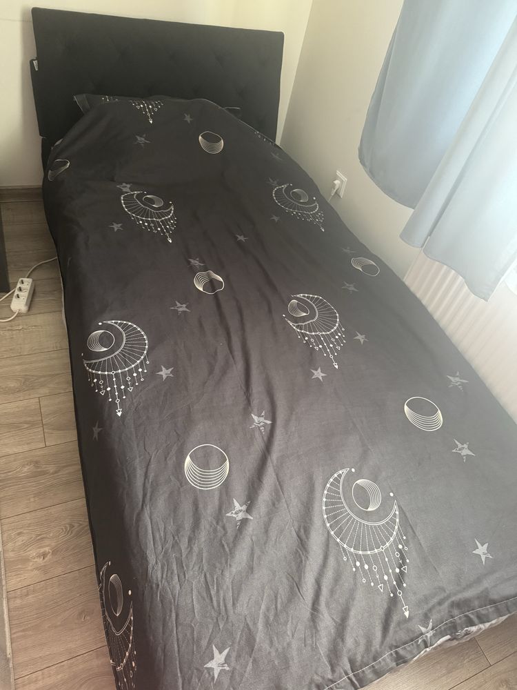 Pat cu banda led,saltea de calitate ca nou!!bonus lenjerie si husa