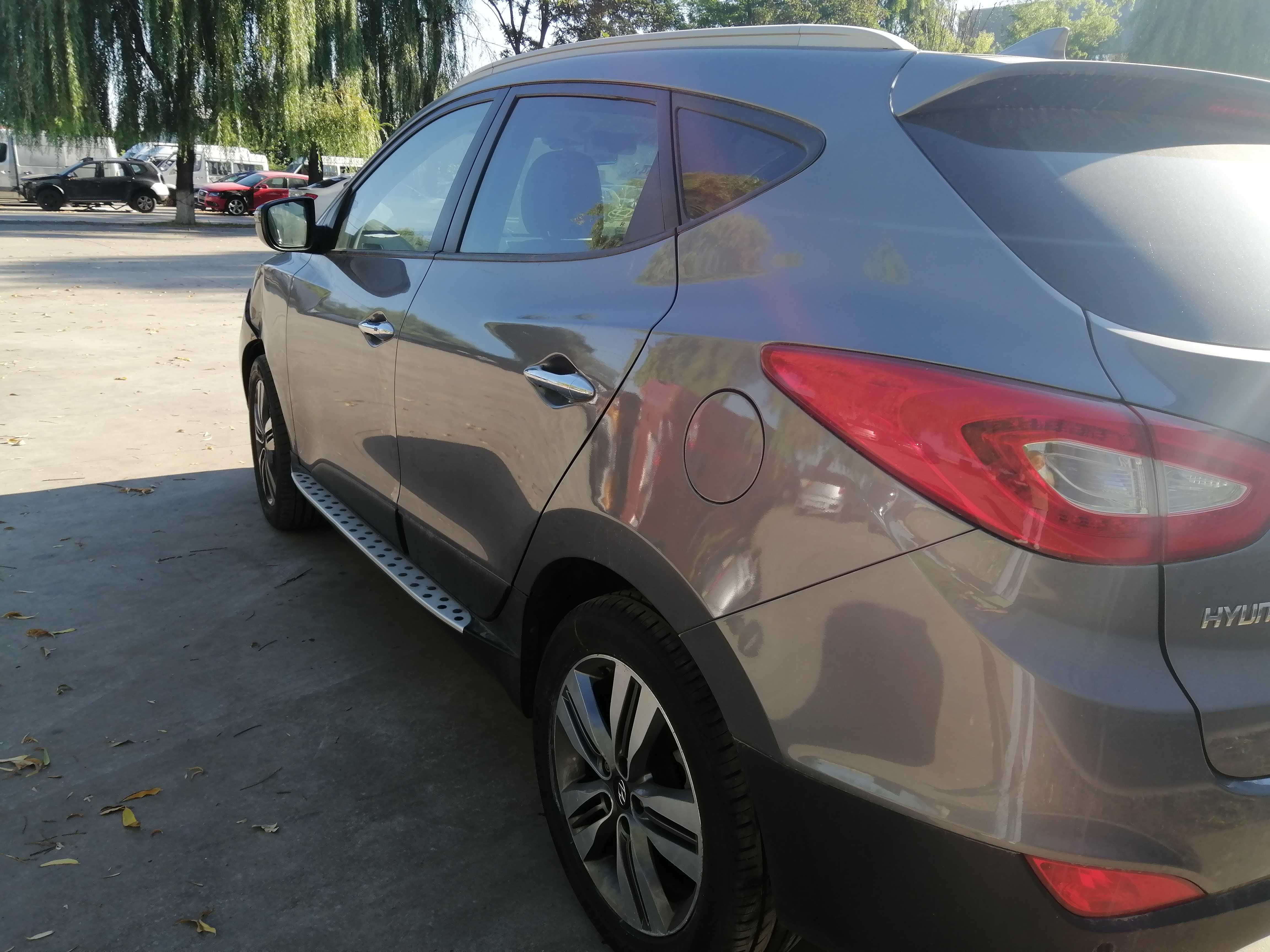 Dezmembram  HYUNDAI ix 35 CRDI