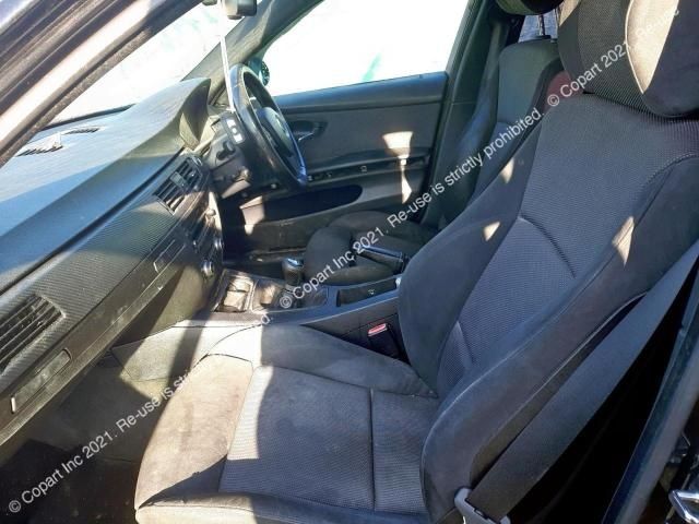 На части бмв  е90 320д  163кс
