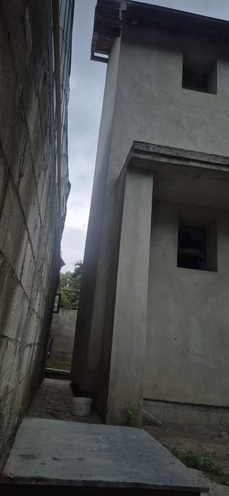 Casa la rosu în Galati,zona 0