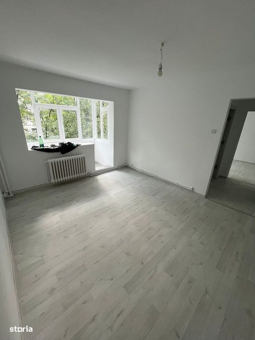 Apartament 2 camere, 52 mp, RENOVAT complet, ETAJ 2, Podu Ros