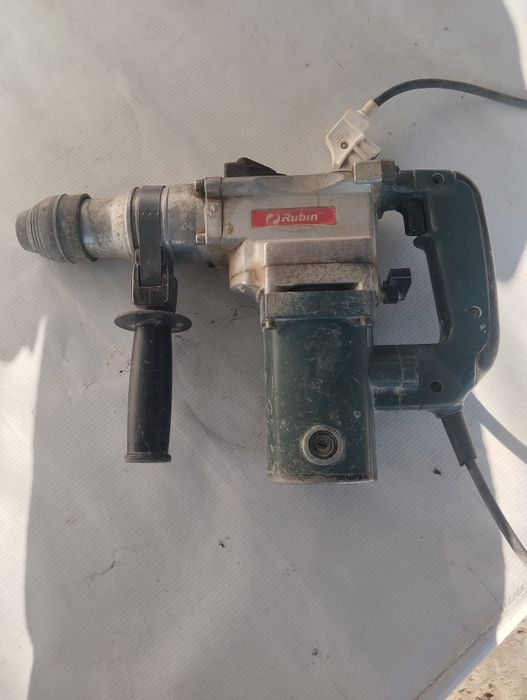 Перфоратор хороший