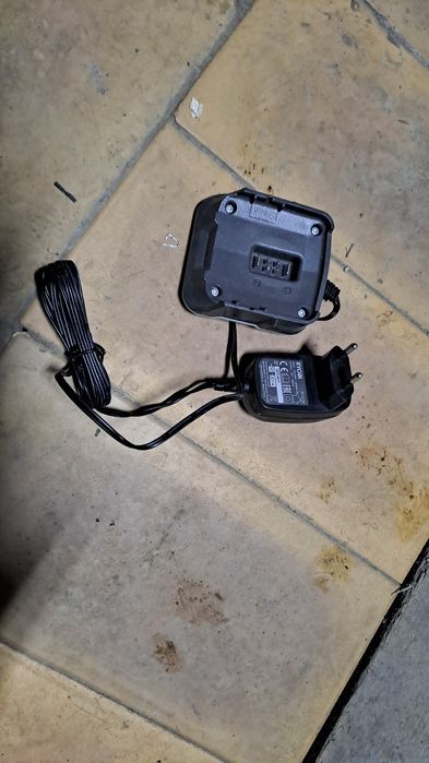 Incarcator filetanta ryobi