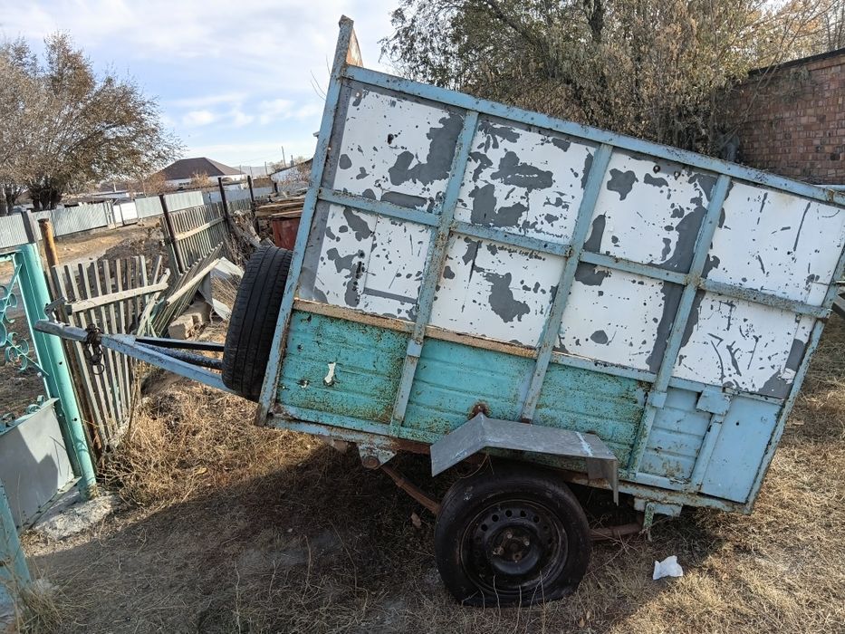 Прицеп коневозка