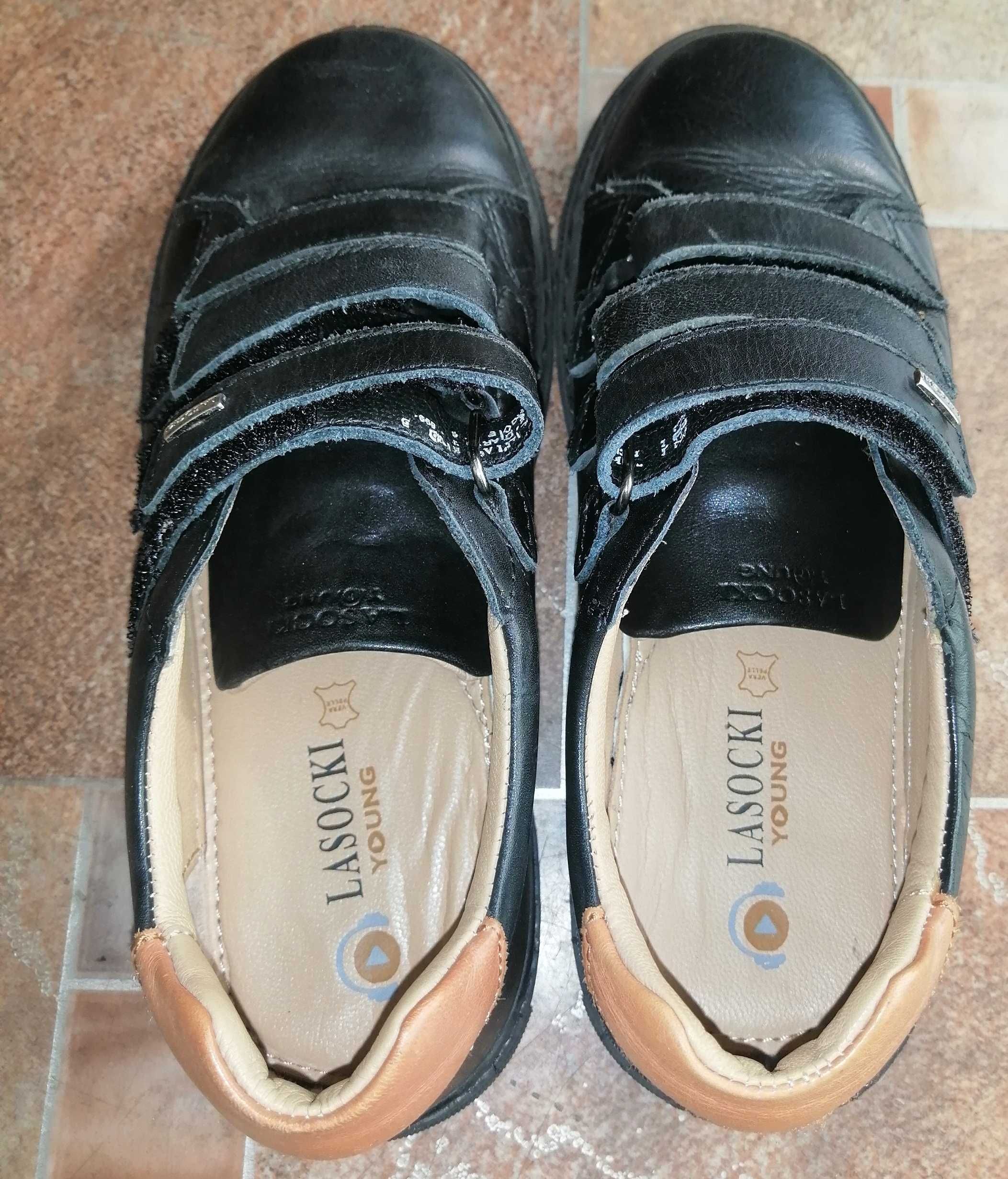 Pantofi din piele naturală Lasocki
