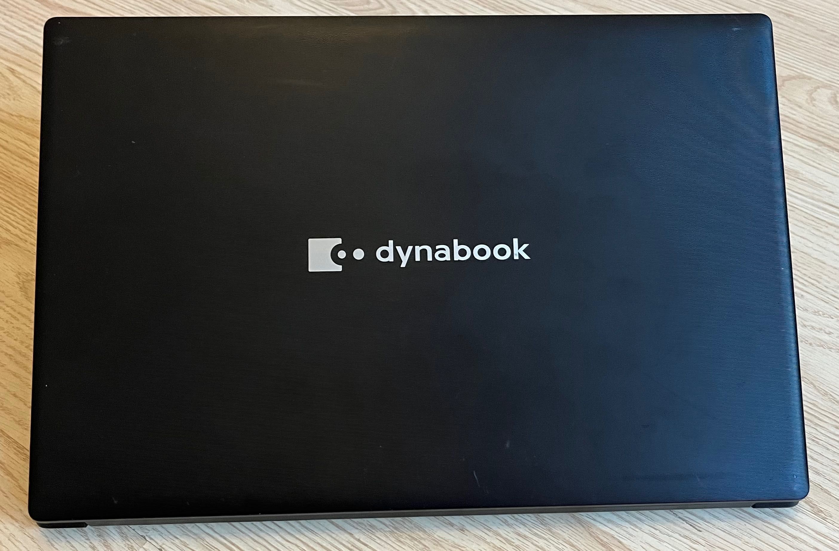 Dynabook Toshiba i5-1135g7 15.6” FHD ips L50-j-109