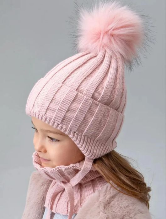 Продам комплект шапка и шарф зима