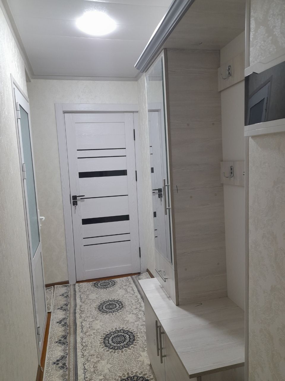 Самарканд шахар Рудакий кучасида 1хона 2хона килинган хамма шароитларг