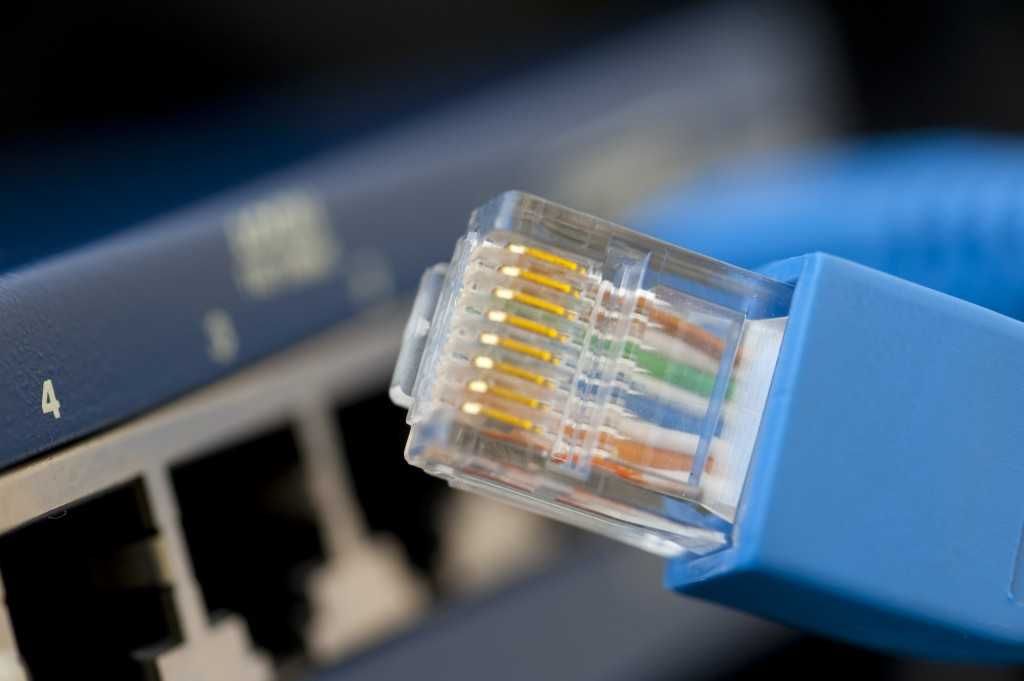 Lan RJ45 с двух концов обжатые разной длины в заводских упаковках