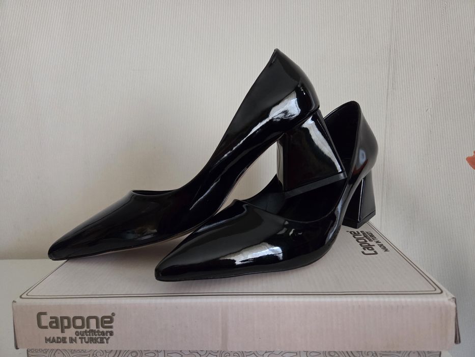 Дамски обувки на ток