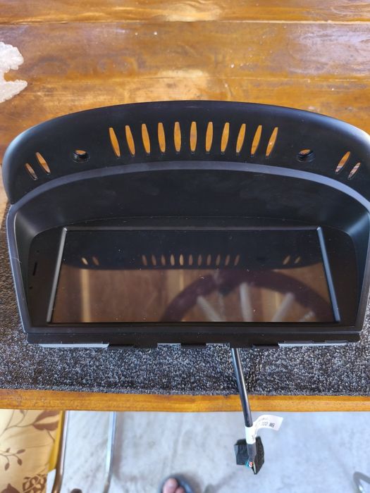 Vînd navigație  android BMW e90 ,e91 ,E60 , E65.