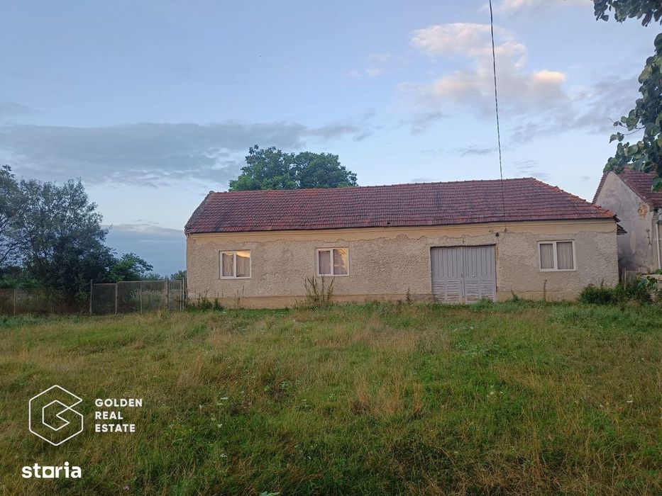 Casa cu 3 camere, comuna Birchis