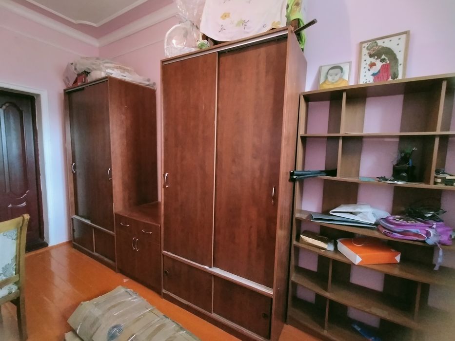 Мебель для спальни или прихожей