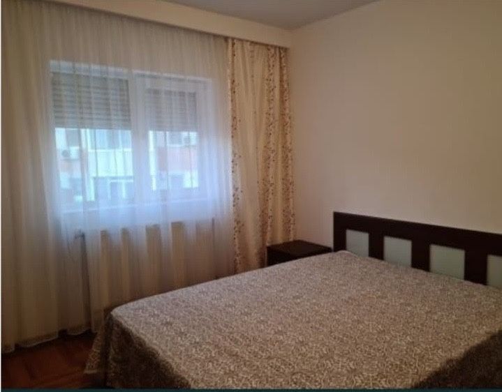 Apartament cu doua camere de inchiriat