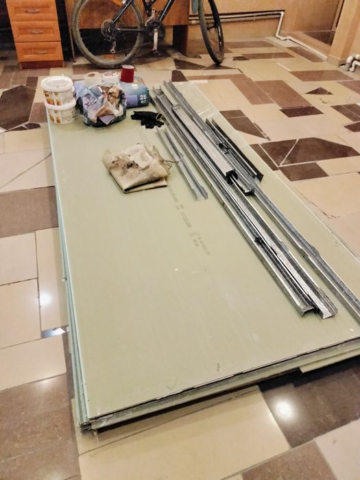 Продам гипсокартон KNAUF(влагостойкий) 9.5мм, б/у