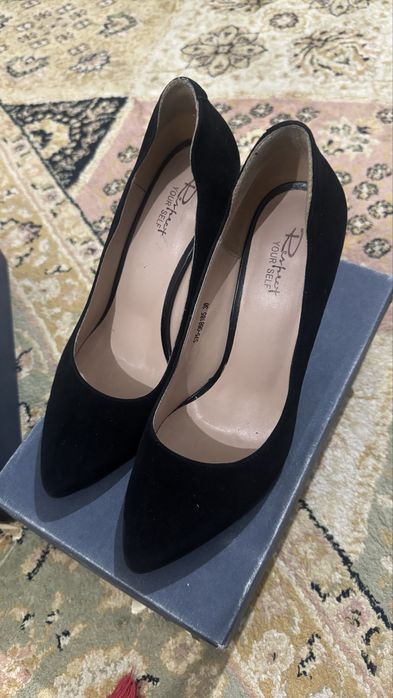 Продаю б/у туфельку Respect