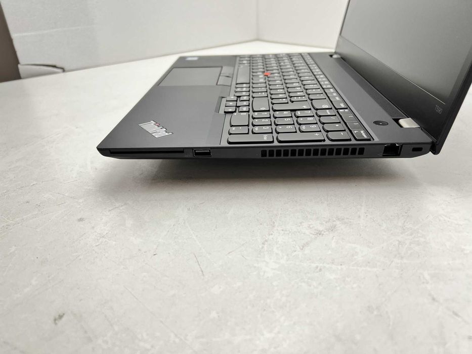 Lenovo ThinkPad T590 • i5-8365U • 16GB • 260GB • Гаранция • клас А
