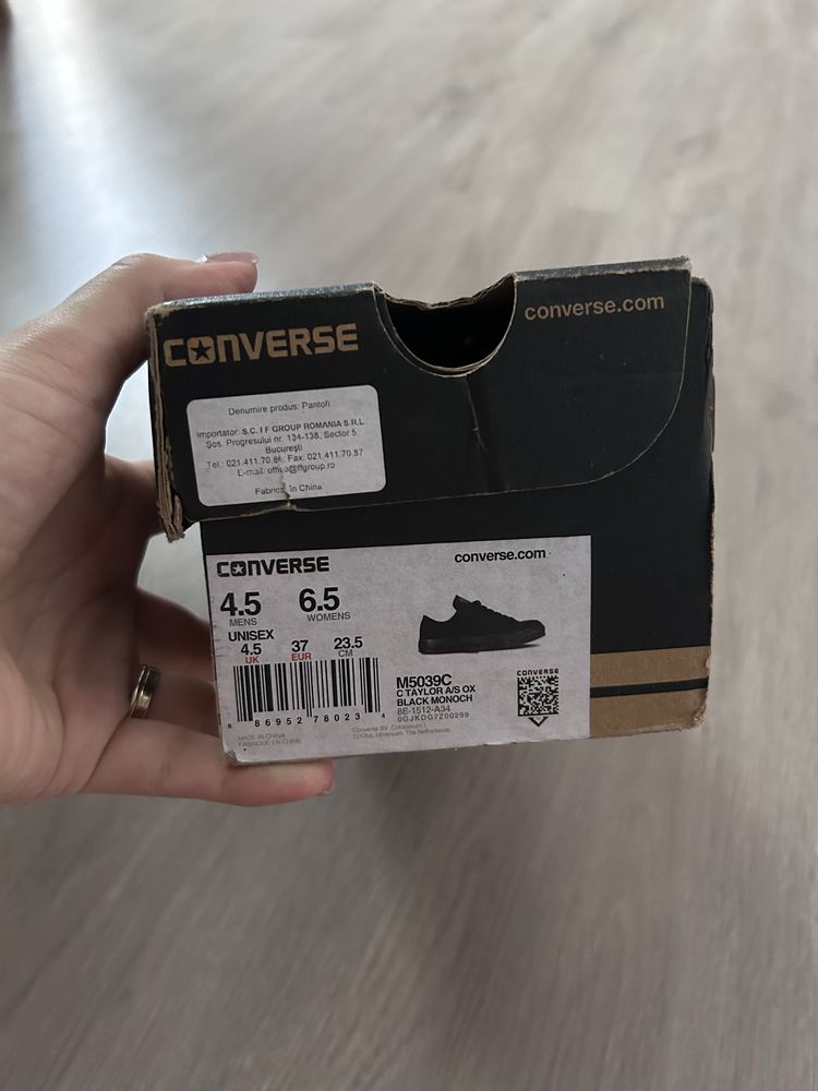 Vand tenisi converse negru, marime 37