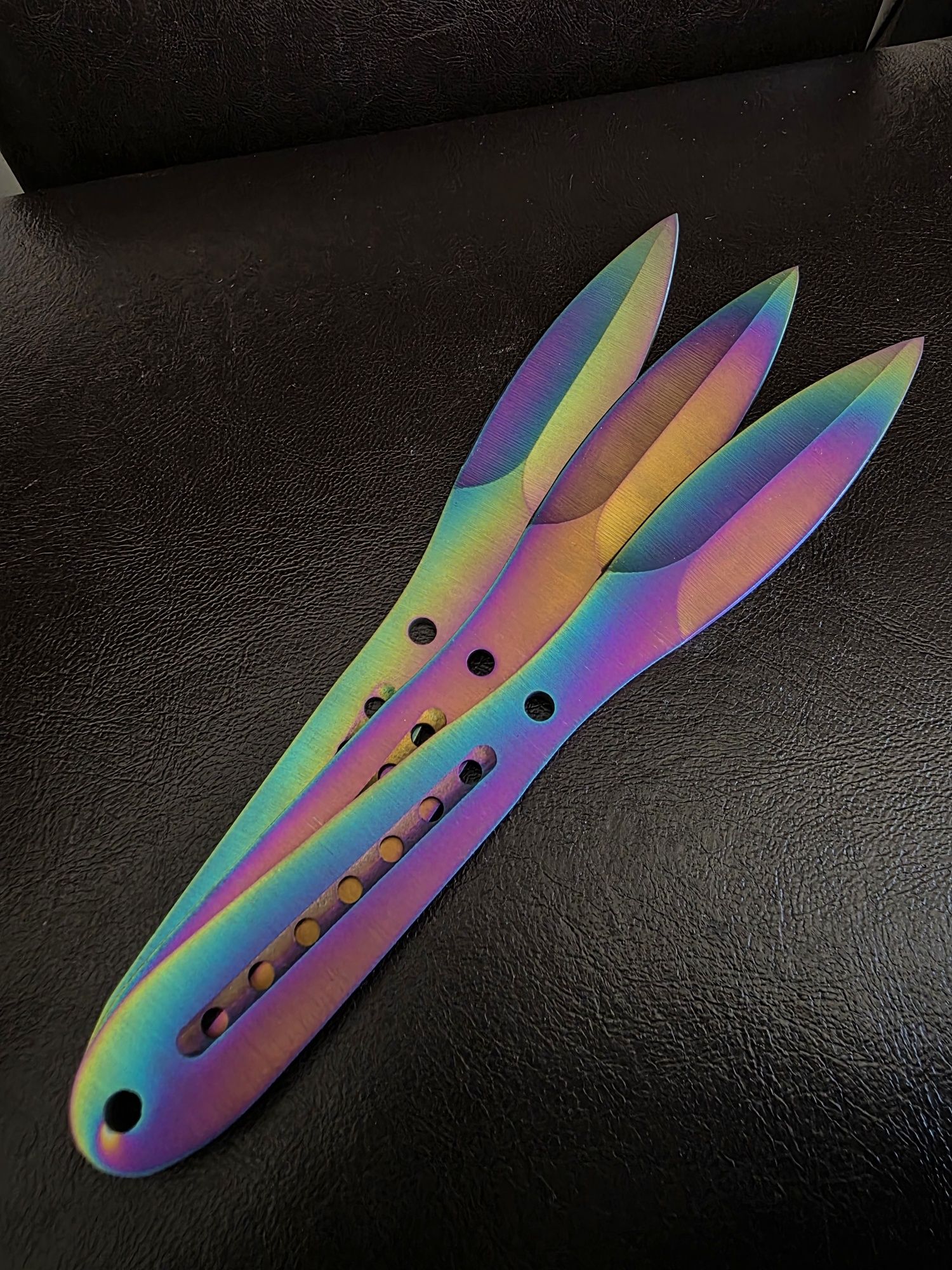 CS Колекционерски ножове Huntsman, Karambit, и 3 ками за хвърляне