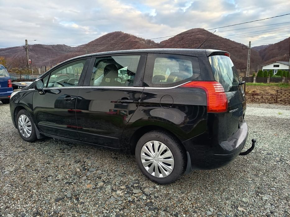 Vând Peugeot 5008 1,6 diesel euro 5