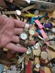 Lot ceasuri quartz nesortate dama și bărbați pt amatori de chilipiruri