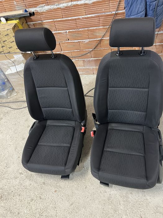 Седалки за audi a4 b6