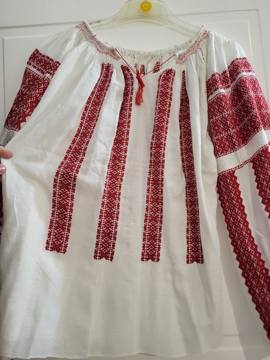 Ie autentica traditionala cu matase naturala