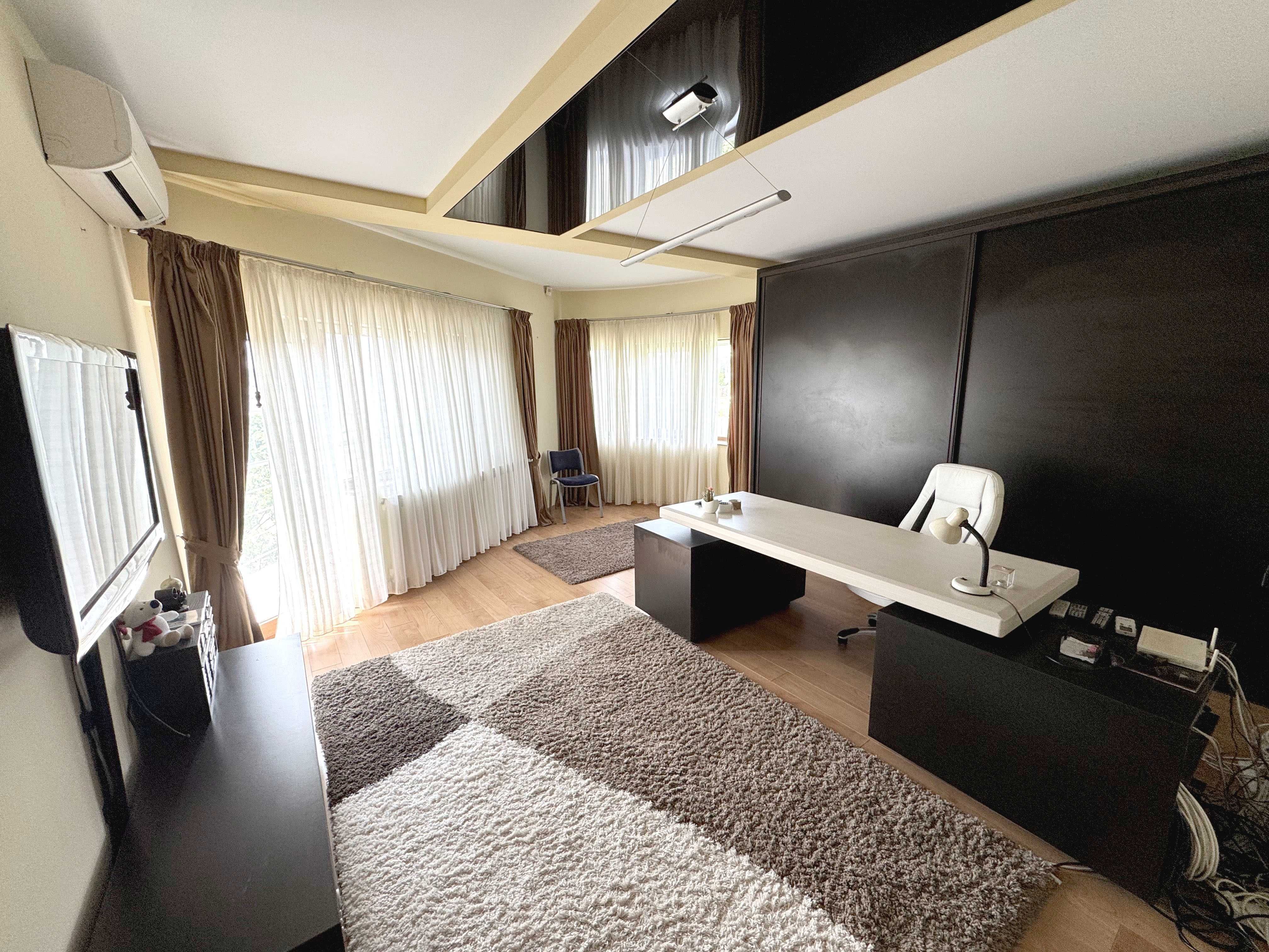 Vila premium cu panorama superbă – Mănăstirea Cetățuia, Hlincea
