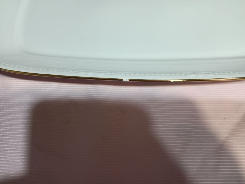 Баварски сервиз нежен снежно бяло