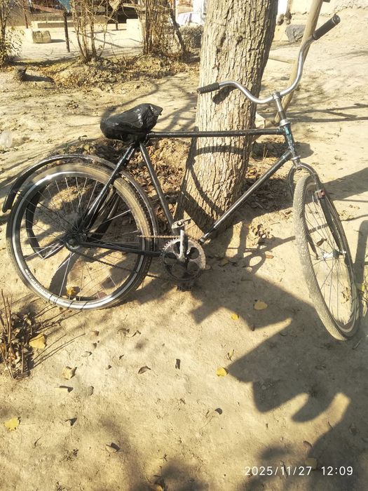Ural veloseped aybi bitta kamiri qogan joyi yahshi