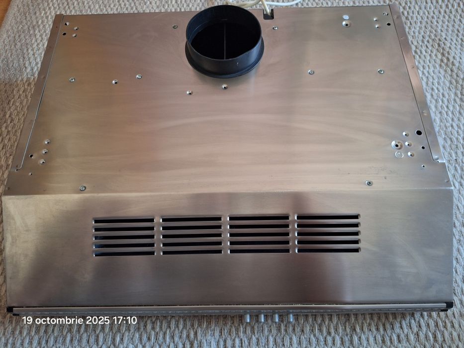 Vand hota Dominox 2 motoare