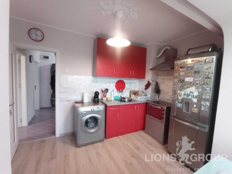 Продава се Тристаен апартамент в Варна, Младост 2 - 61 кв.м за 2263 €/кв.м - Снимка #3