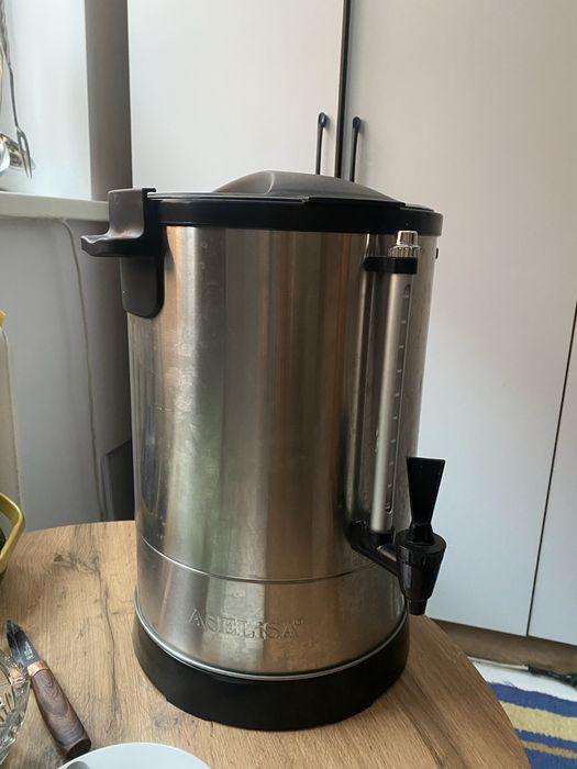 Продам термопот в хорошем состоянии