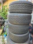 4бр. 235 45 17 Goodyear зимни.