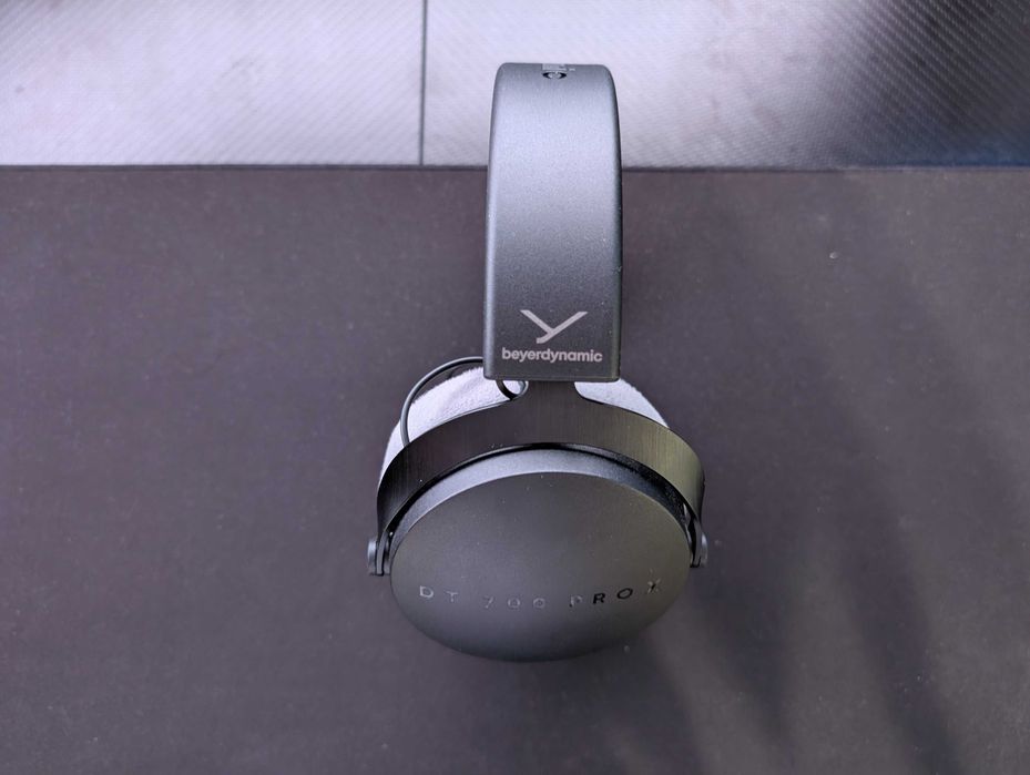 Casti studio Beyerdynamic DT 700 PRO X