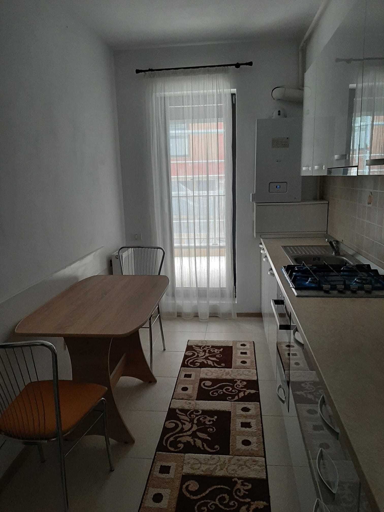 De Inchiriat apartament 2 camere