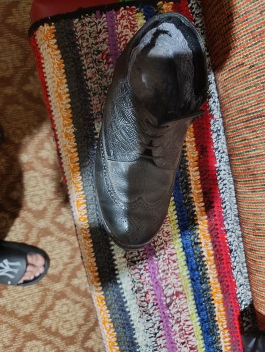 Продаются полусапожки 44 размера,в отличном состоянии.