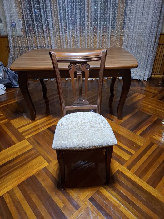 Стол стулья от KENG MAKON