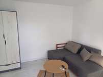 Închiriez imobil(casa)