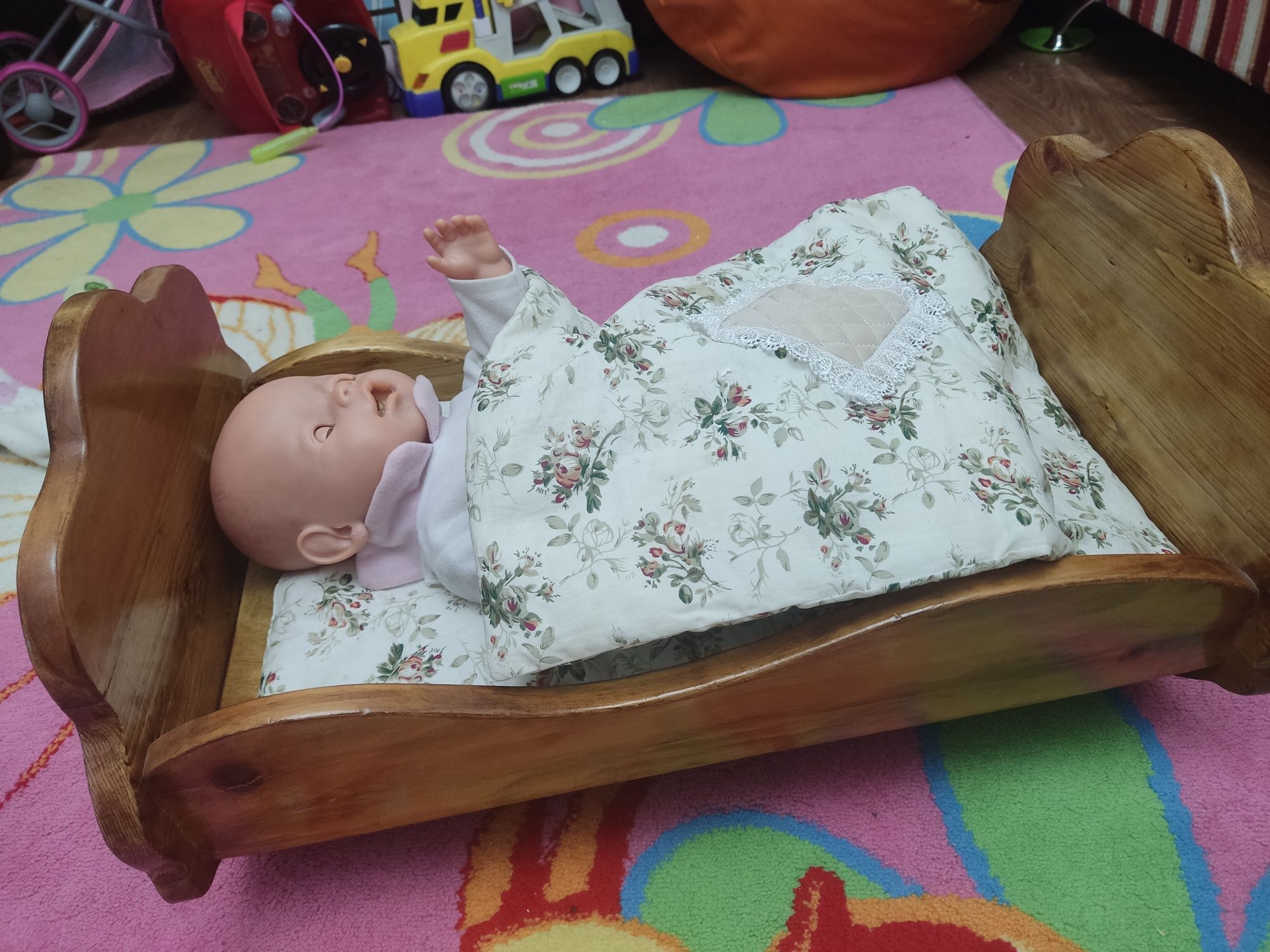 Продам кроватку для кукол