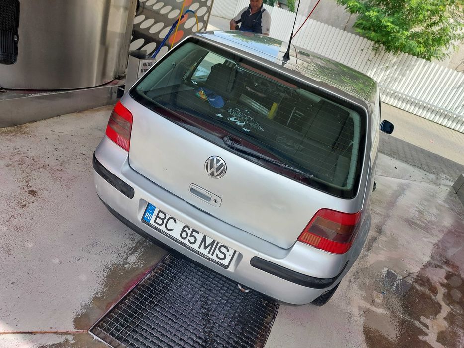 Golf 4 , 1.4 benzină