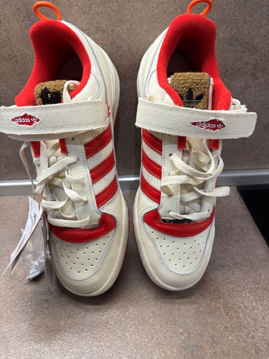 Adidas forum low home alone