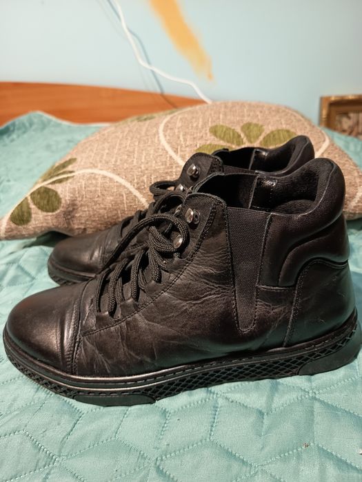 Мъжки боти от естествена кожа (набук)