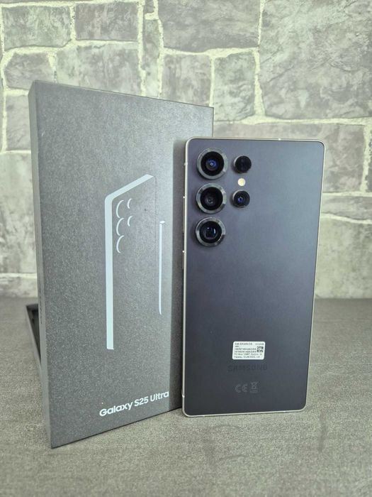 Samsung Galaxy S25 Ultra 512GB Чисто нов! ГАРАНЦИЯ