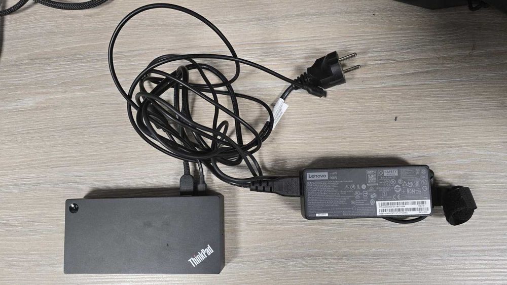 Lenovo Thinkpad Universal USB-C Docking Station nou in cutie sigilat