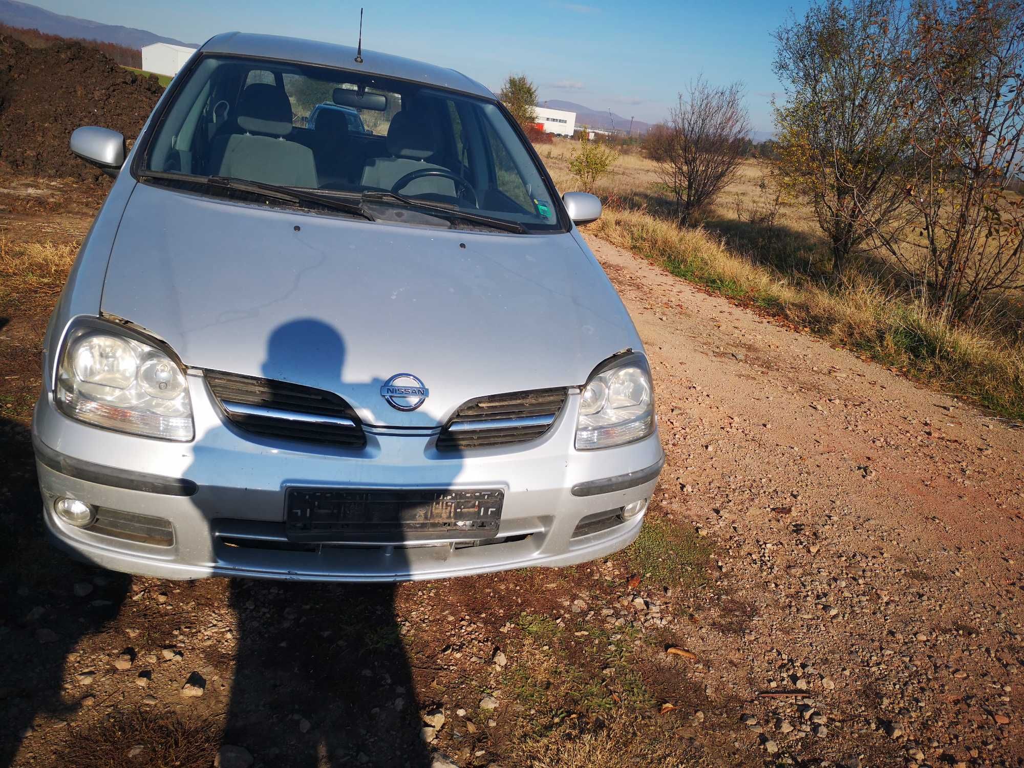 Продавам Nissan Almera Tino 2.2/136 к. с. на части.